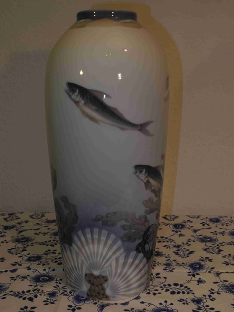 Fish and Shell Vase