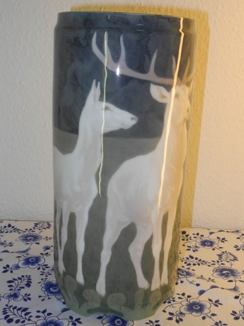 Reesen Steenstrup - Deer vase
