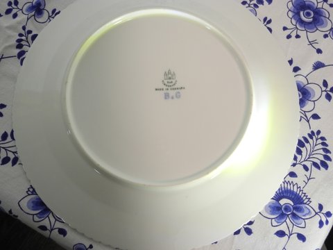 Heron Pale - flat dinner plate