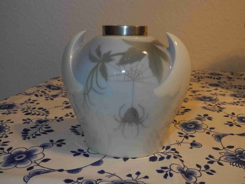 Spider Vase