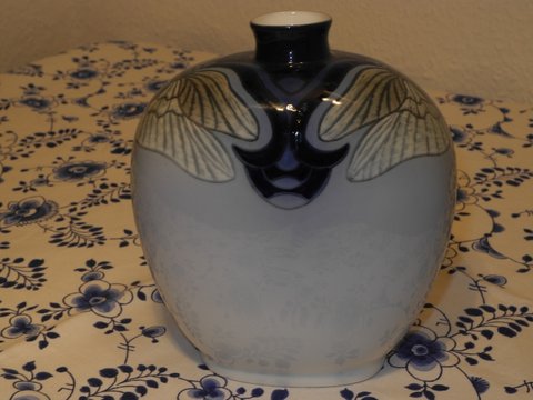 BN Butterfly Vase