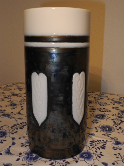 Brownish glazed Vase
