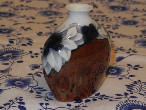FG - Flower bud vase