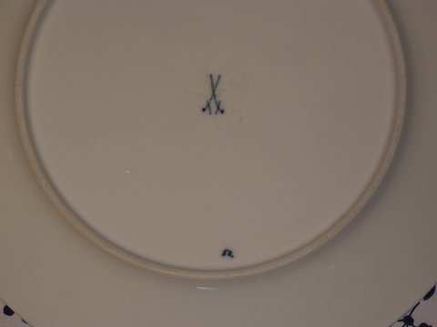 Meissen - Maple Leaf Plate