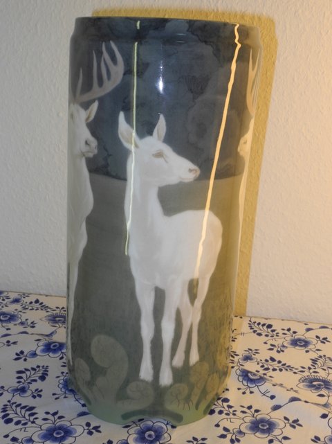Reesen Steenstrup - Deer vase